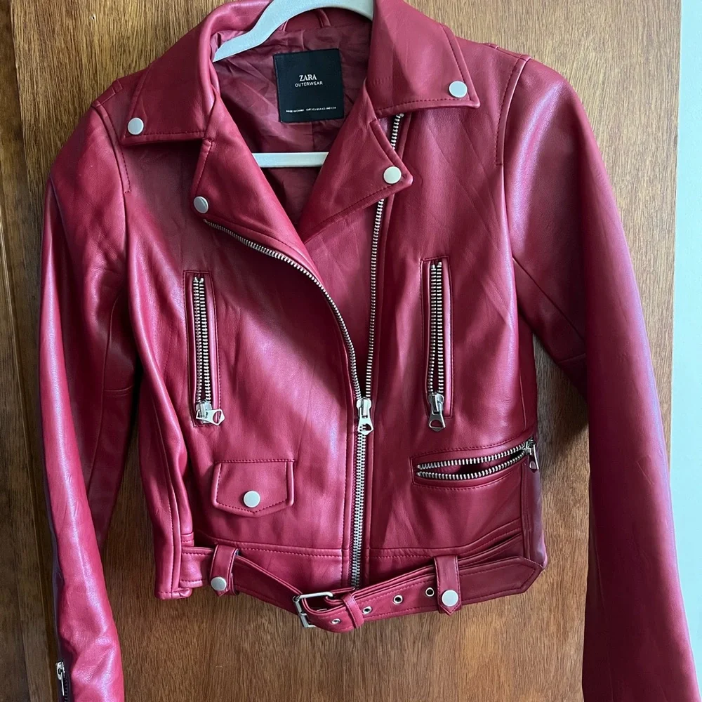 Leather jacket - Picture 3 of 8